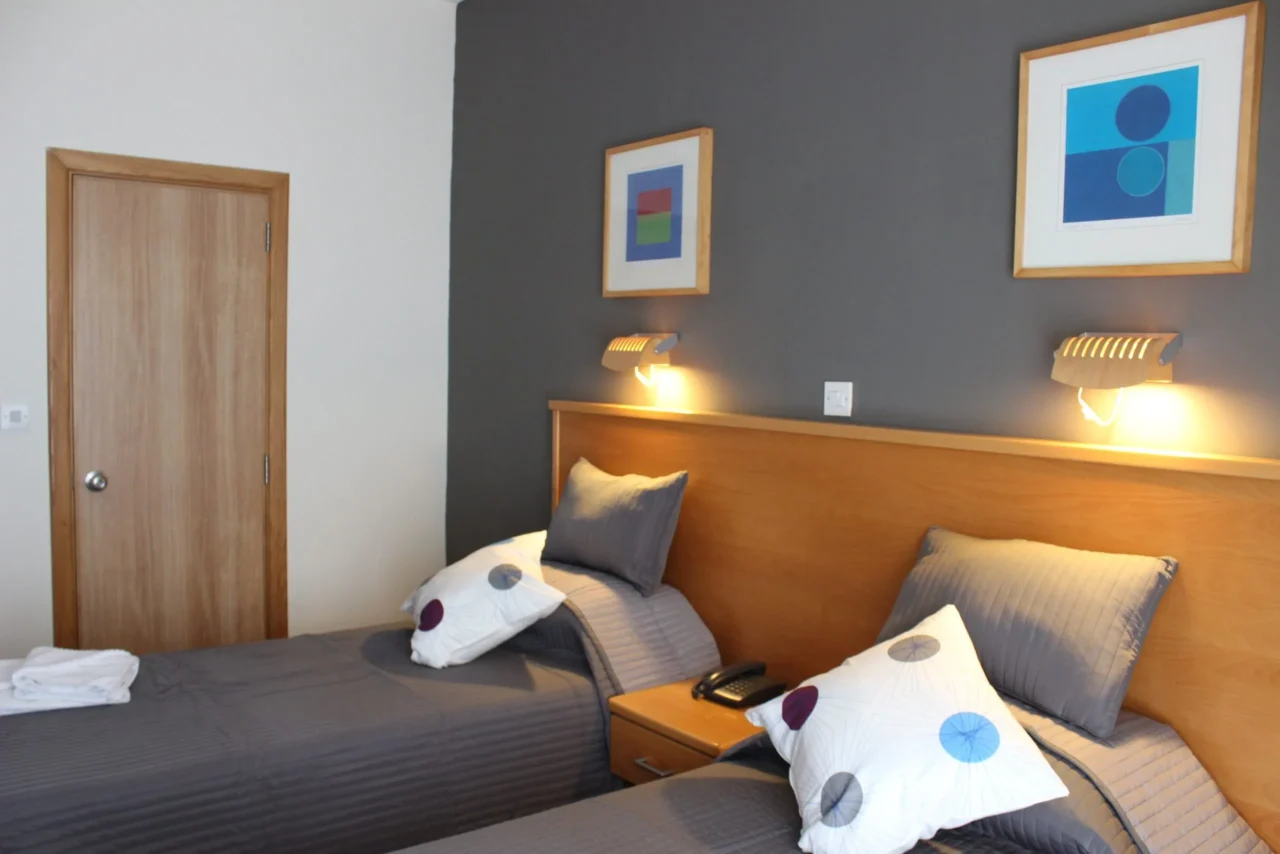 24 ESE OKUL REZİDANS