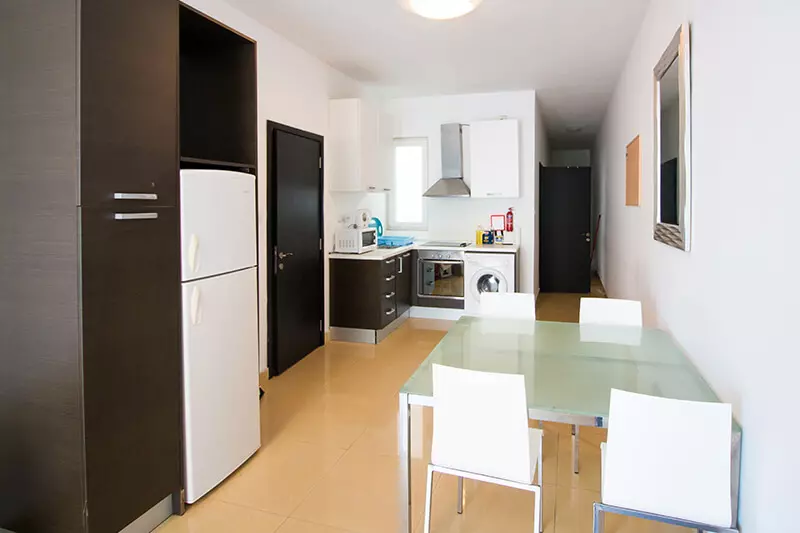 ec-malta-one-bedroom-kitchen ec-malta-one-bedroom-kitchen